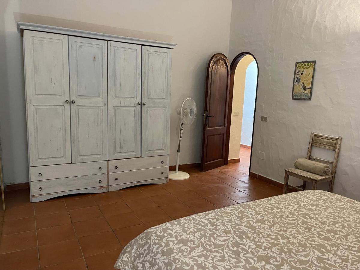 Апартаменты Bed&Ride La Manigua Охос-де-Гарса Экстерьер фото