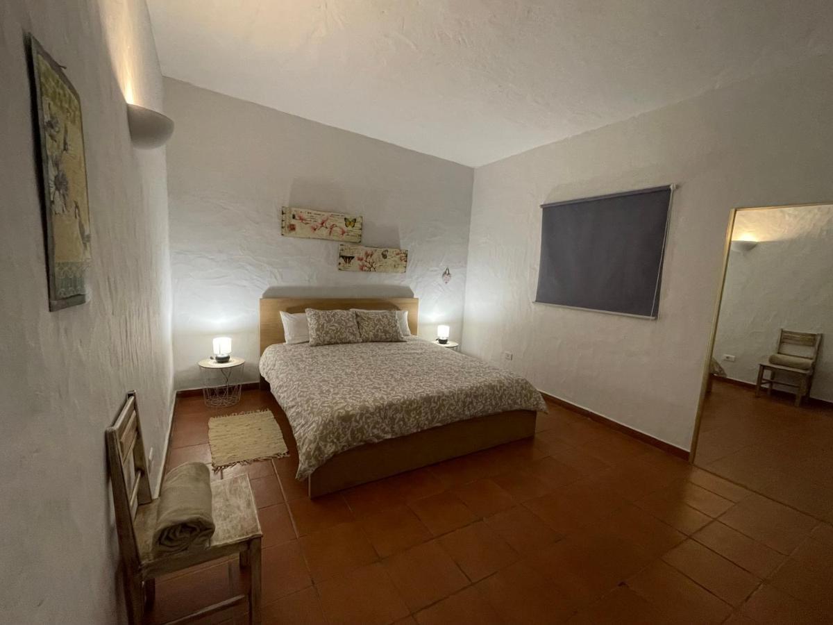 Апартаменты Bed&Ride La Manigua Охос-де-Гарса Экстерьер фото